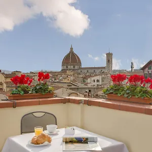 Dei Guelfi 2*, Firenze Italia